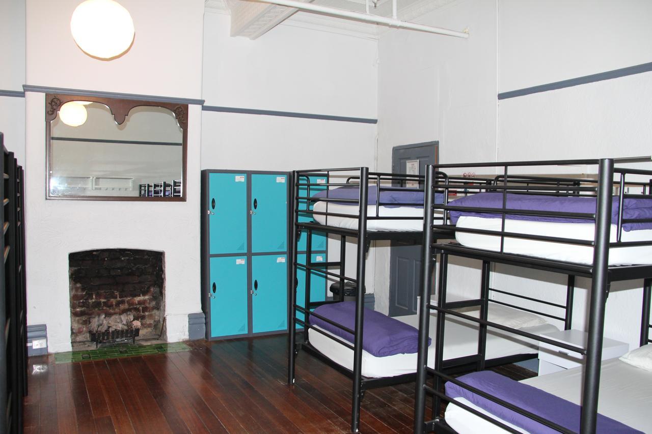NOMADS ALL NATIONS HOSTEL BACKPACKERS MELBOURNE, VIC